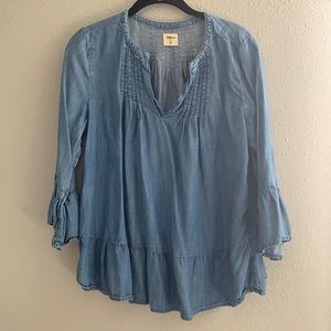 Gap chambray shirt